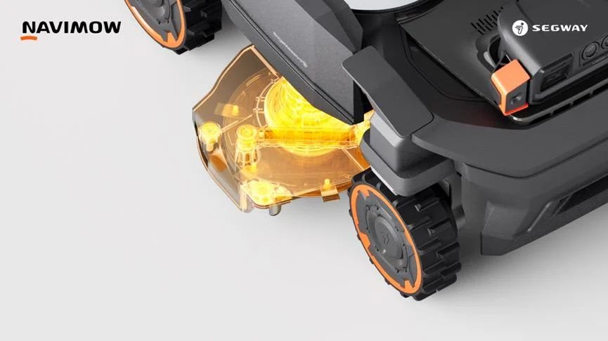 Ausgefahrener EdgeMaestro-Kantenarm des Navimow H5 Pro